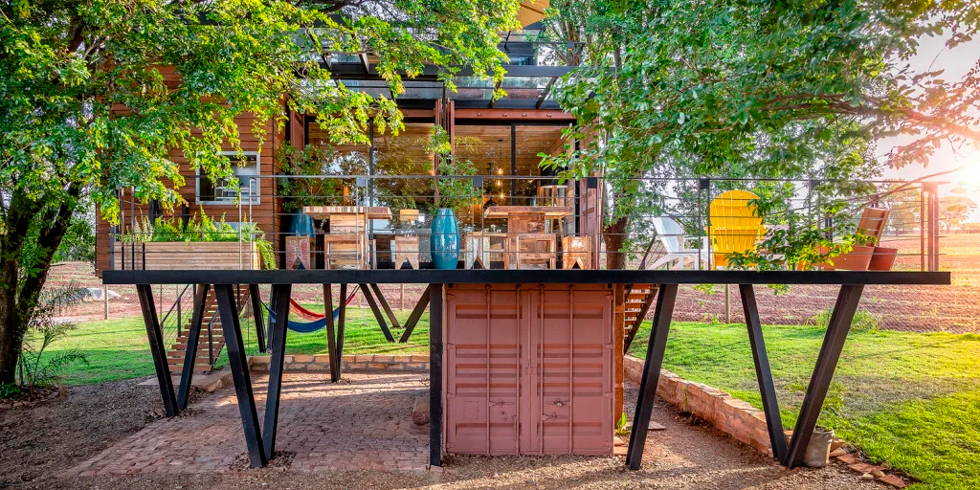 Locares_Casa_Pauta_4_Casa_container_suspensa_Fundacao_para_projeto Casa Container Suspensa