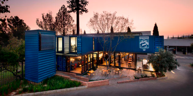 Como abrir uma cafeteria atrativa usando container marítimo?