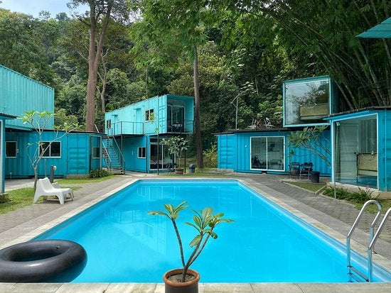 hotel-container-Sarangy-the-Brook