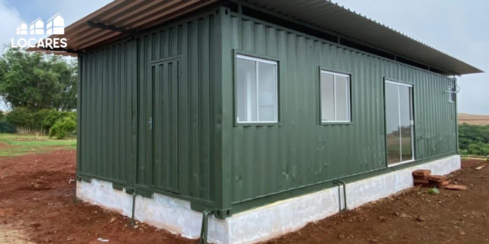 Preciso de uma fundação especial para uma casa container?